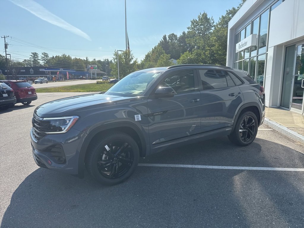 New 2026 Volkswagen Atlas Cross Sport SEL R-Line image 3