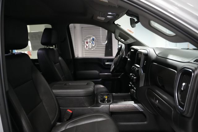 Used 2020 Chevrolet Silverado 3500 LTZ w/ LTZ Plus Package AWD/4WD image 18