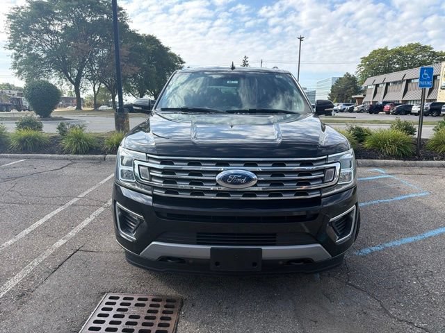 Used 2019 Ford Expedition Limited AWD/4WD image 2