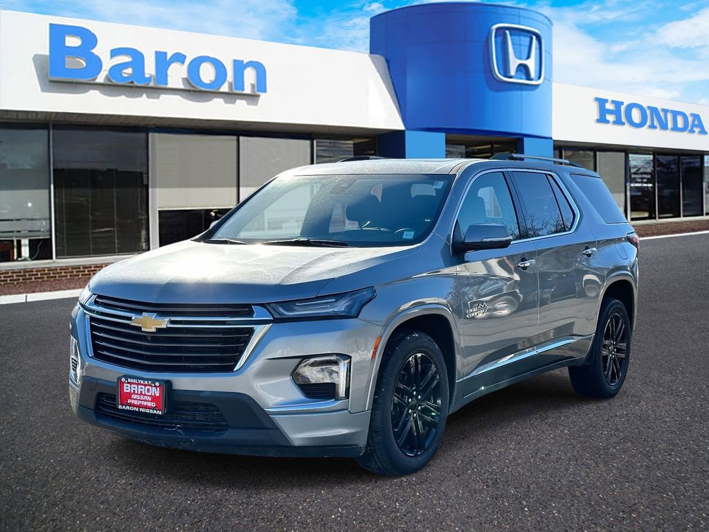 Used 2023 Chevrolet Traverse High Country AWD/4WD image 2