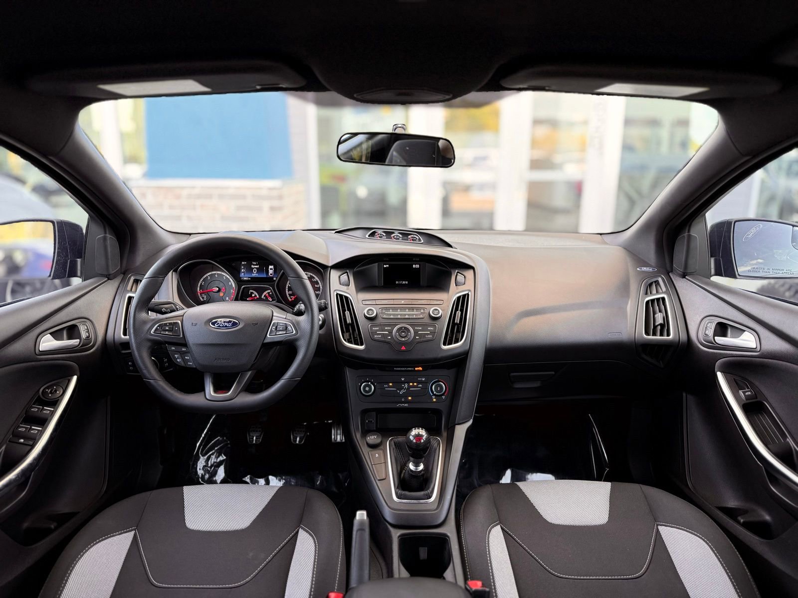 Used 2018 Ford Focus ST image 2