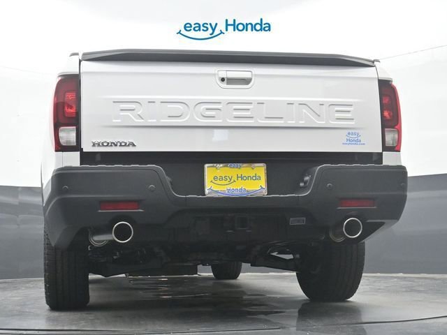 Used 2025 Honda Ridgeline Black Edition image 32