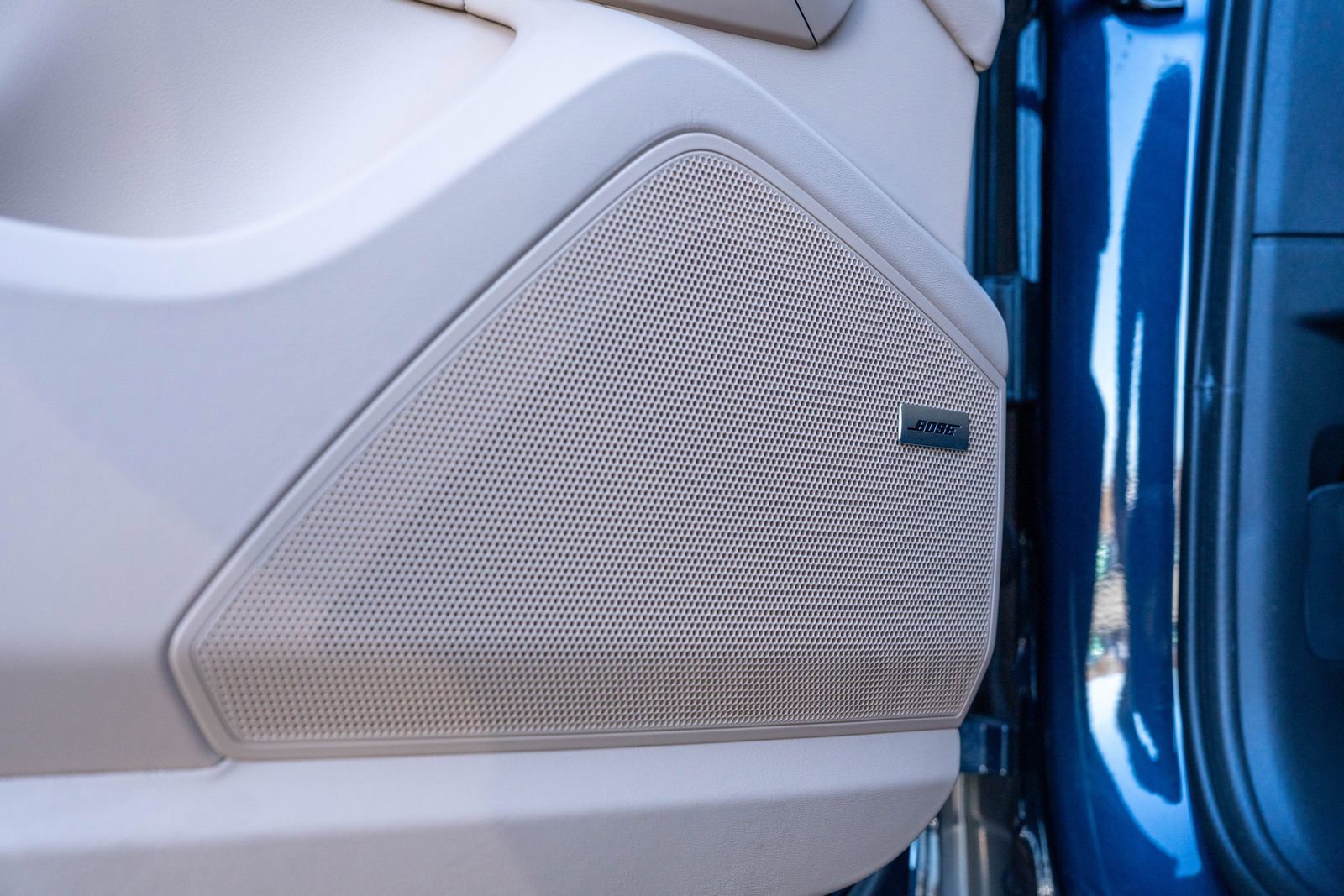 Used 2025 Porsche Cayenne image 22