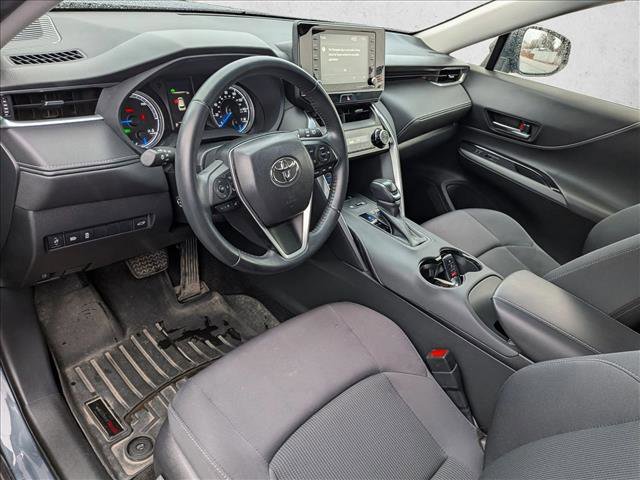 Used 2021 Toyota Venza LE image 10