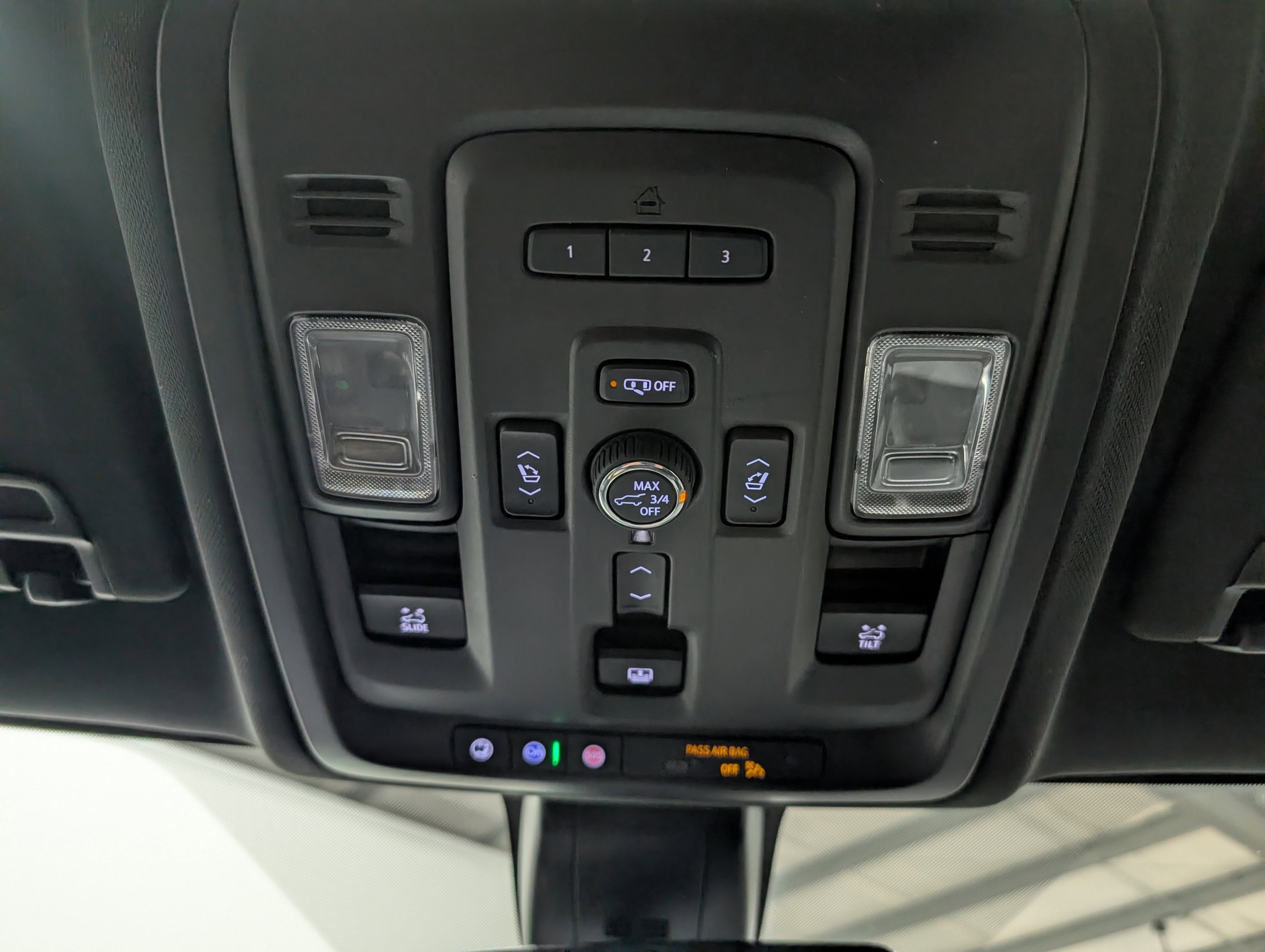 Used 2021 GMC Yukon XL SLT image 31