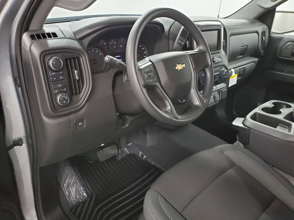 Used 2024 Chevrolet Silverado 1500 Custom image 12