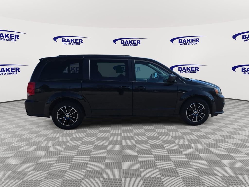 Used 2019 Dodge Grand Caravan GT image 4