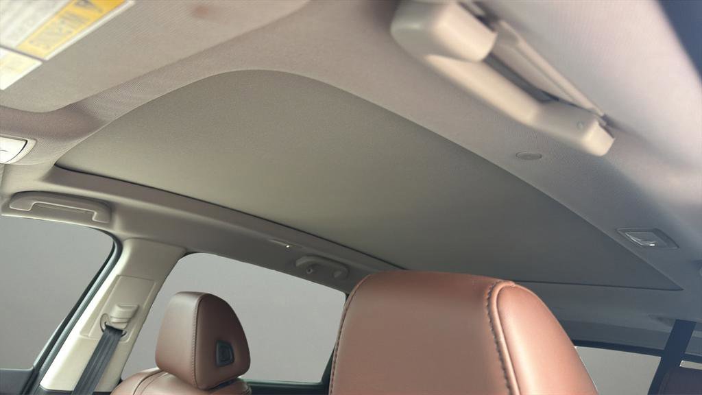 Used 2023 Acura MDX SH-AWD w/ Technology Package image 13