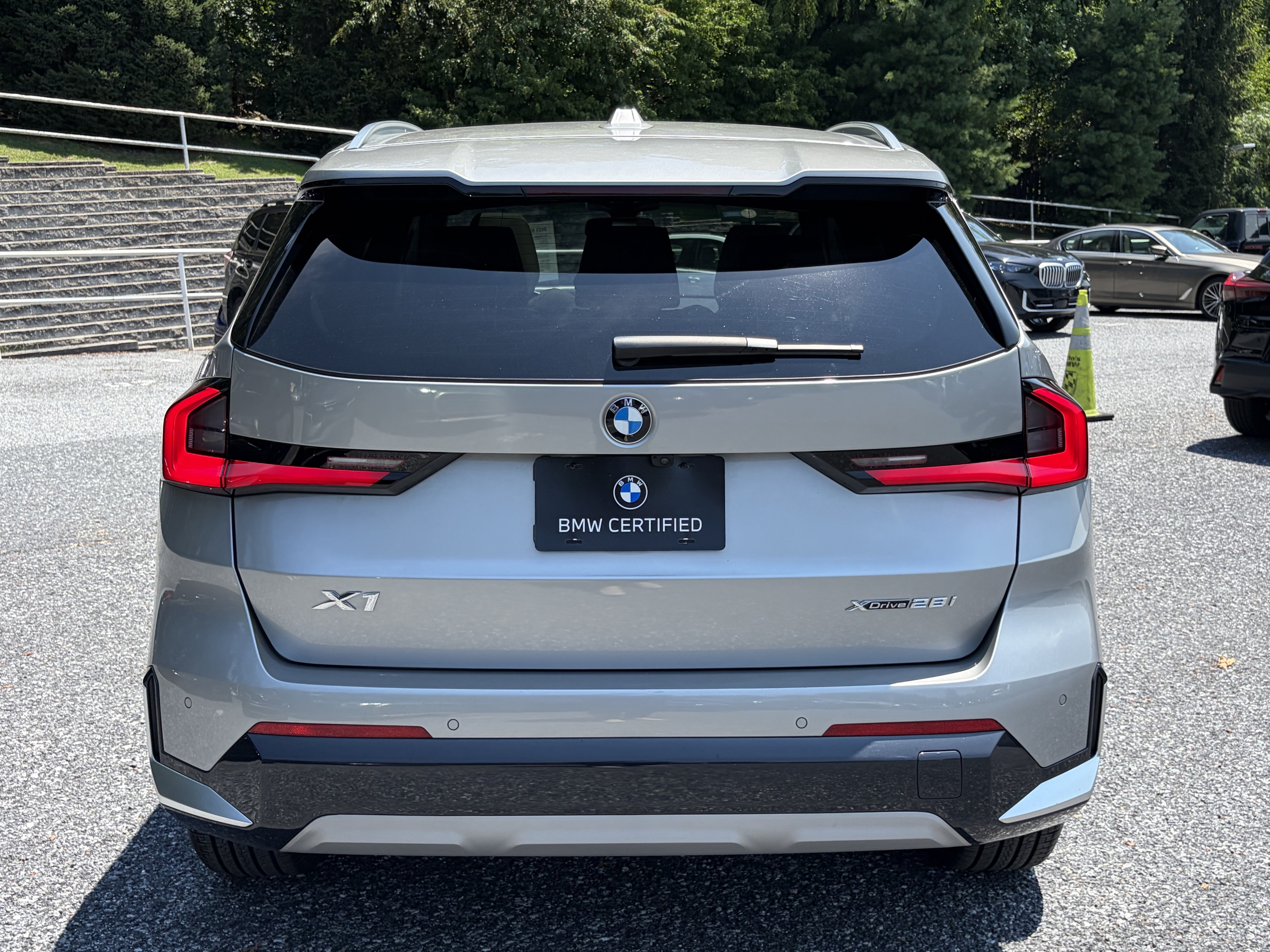 Used 2023 BMW X1 xDrive28i w/ Premium Package AWD/4WD image 7