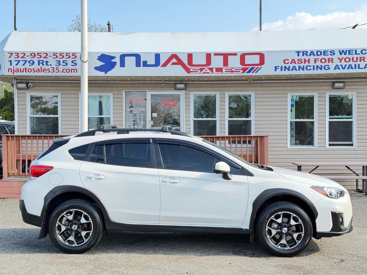 Used 2018 Subaru Crosstrek 2.0i Premium w/ Eyesight System AWD/4WD image 3