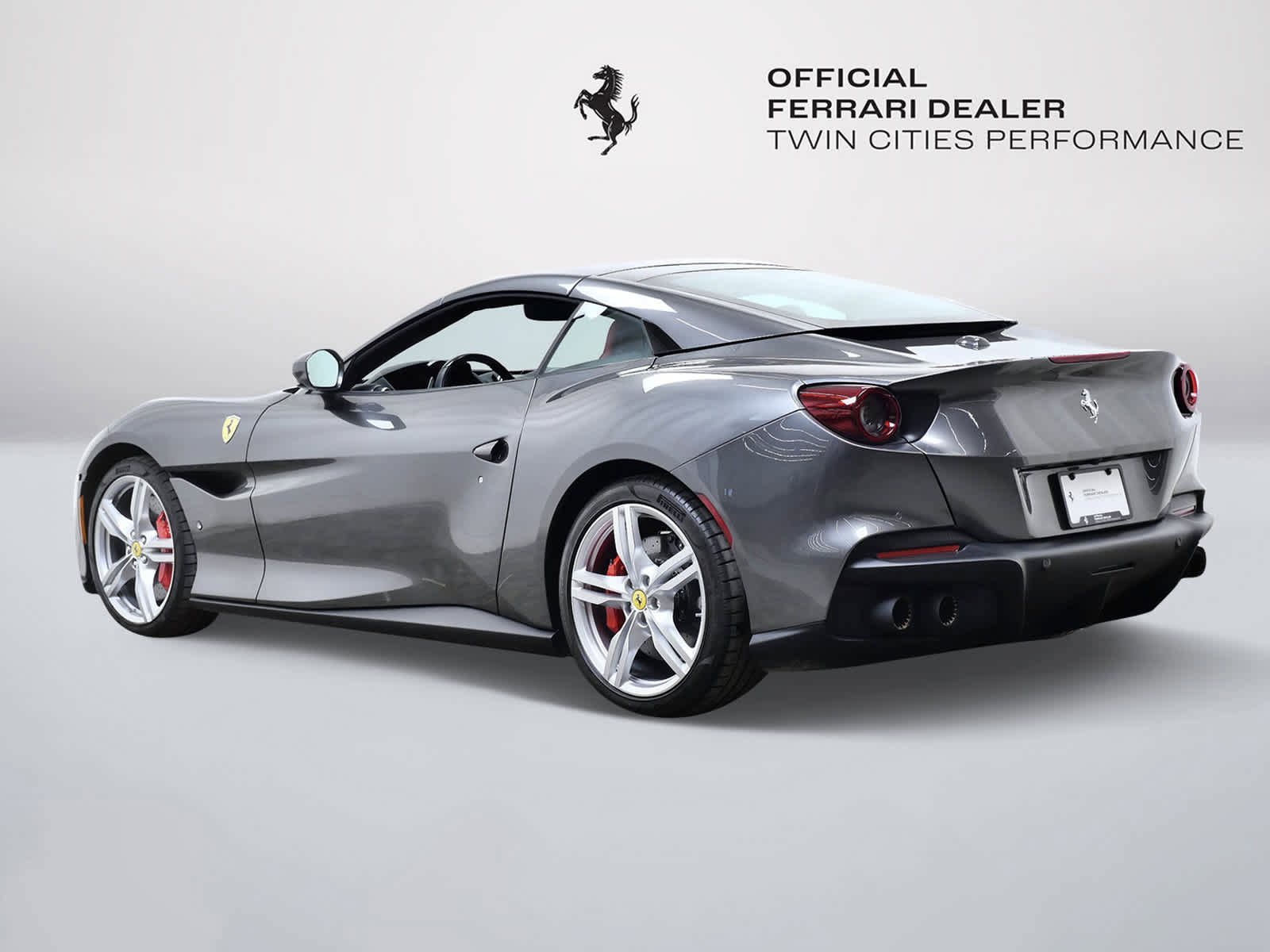 Certified 2023 Ferrari Portofino M image 3