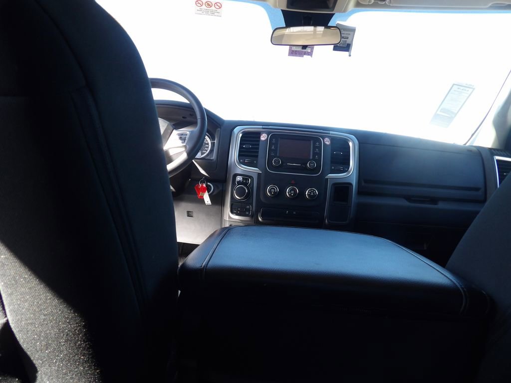 Used 2024 RAM 1500 Classic SLT AWD/4WD image 27