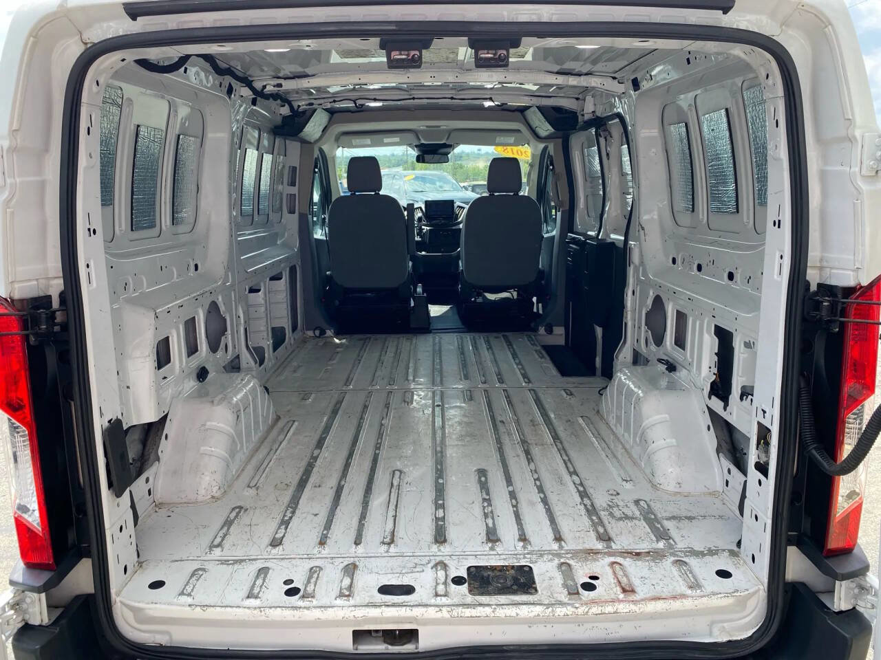 Used 2018 Ford Transit 150 150 3dr SWB Low Roof Cargo Van image 21