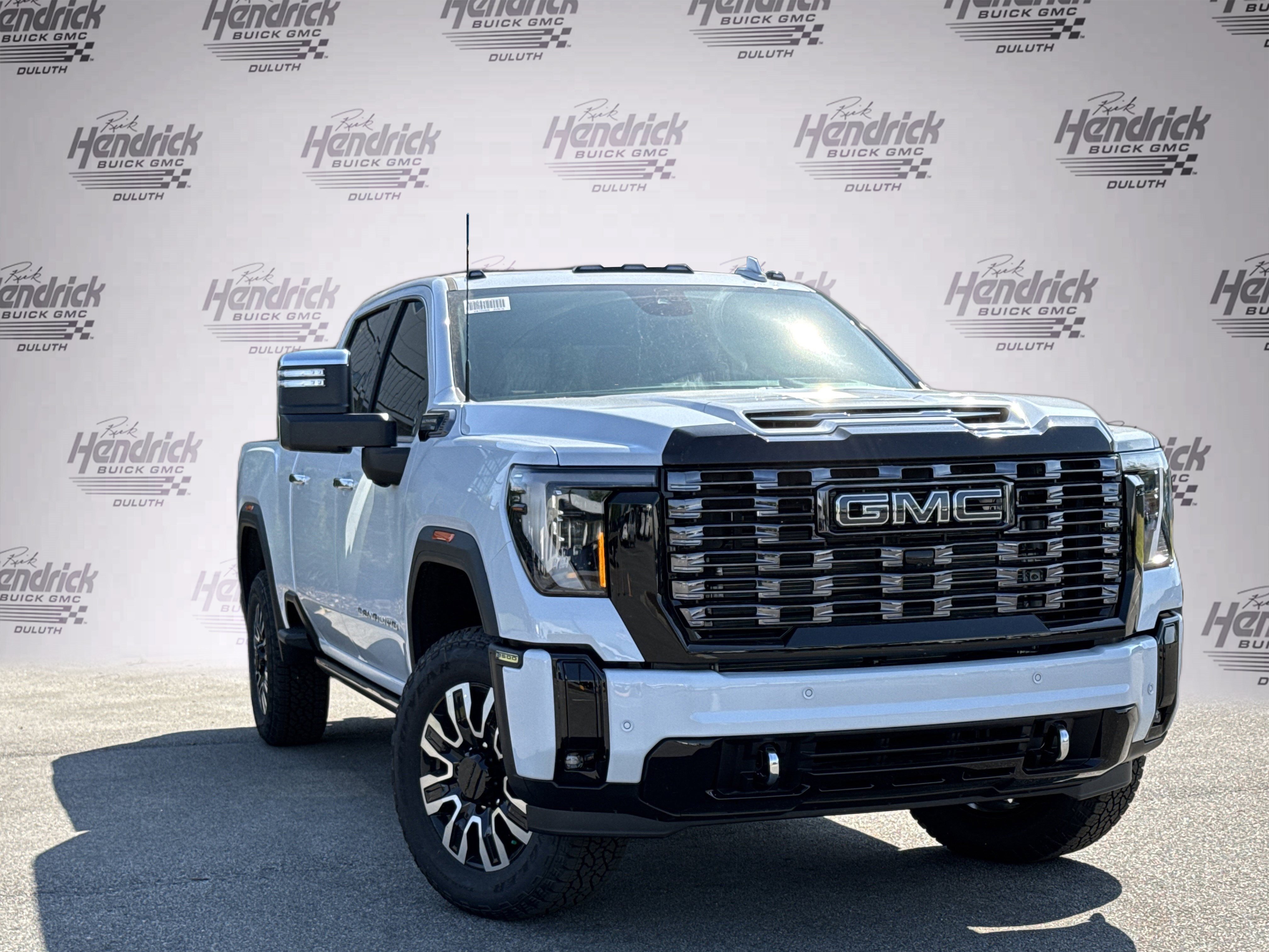 New 2026 GMC Sierra 2500 Denali Ultimate AWD/4WD image 2