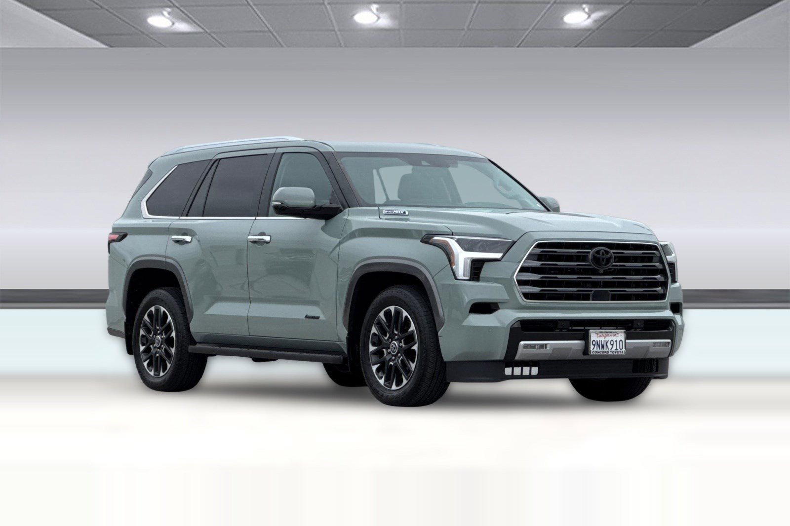 Certified 2024 Toyota Sequoia Limited AWD/4WD image 7