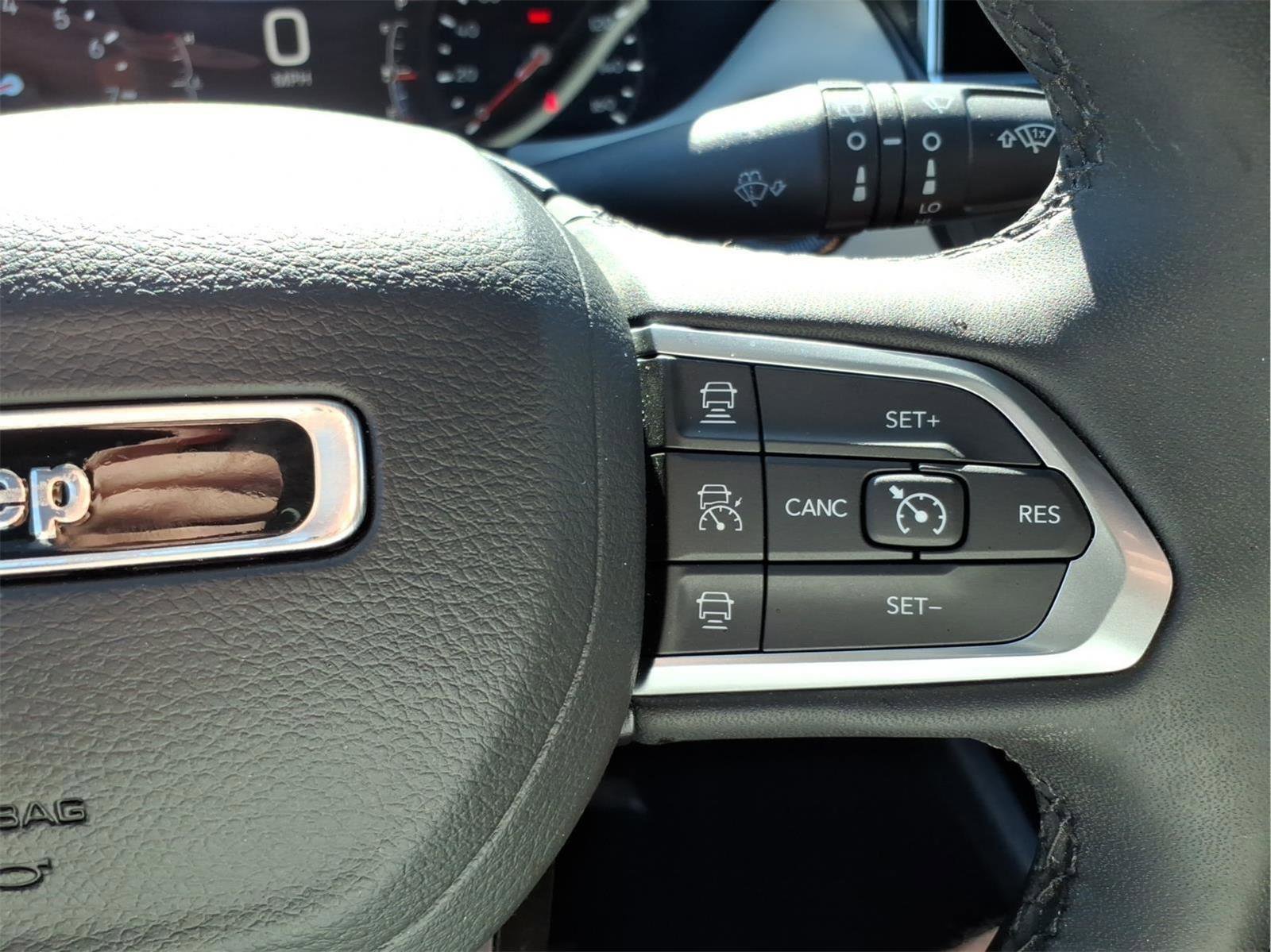 Used 2025 Jeep Compass Limited AWD/4WD image 20