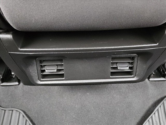 Used 2023 Chevrolet Silverado 1500 Custom AWD/4WD image 16