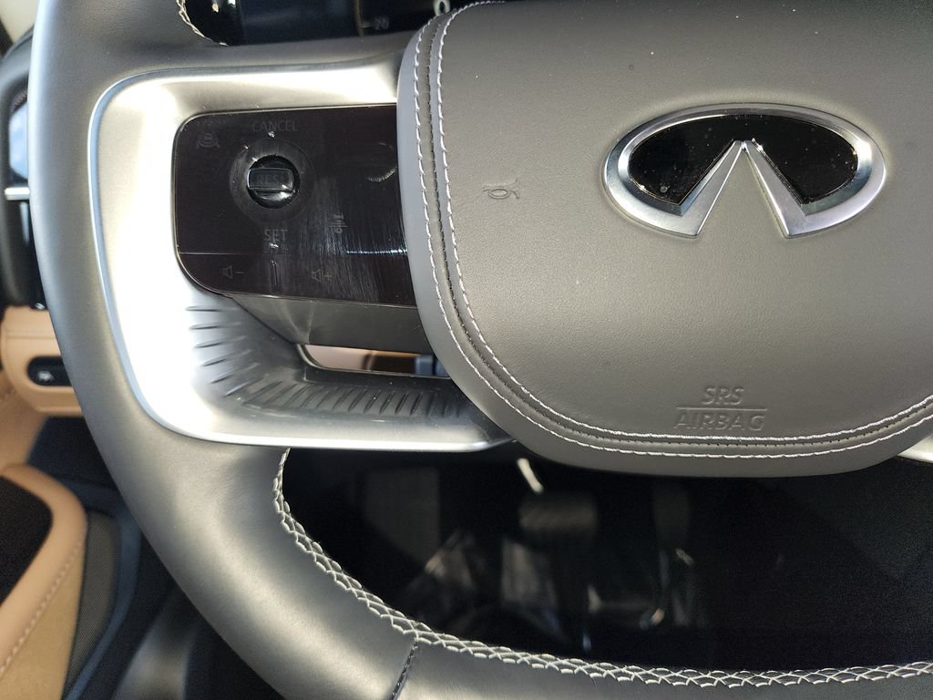 Used 2025 INFINITI QX80 Sensory AWD/4WD image 28