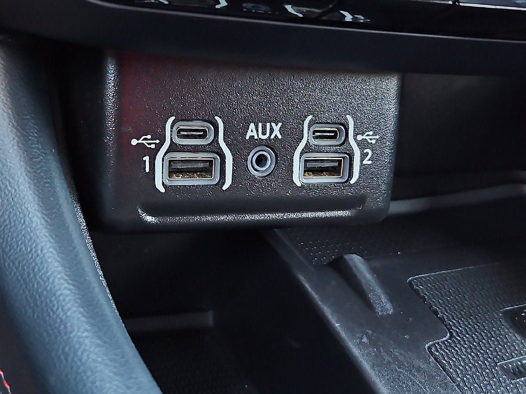 Used 2023 Dodge Durango R/T AWD/4WD image 24