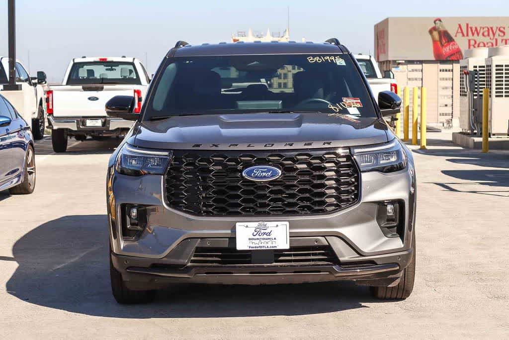 Certified 2025 Ford Explorer ST-Line RWD image 2