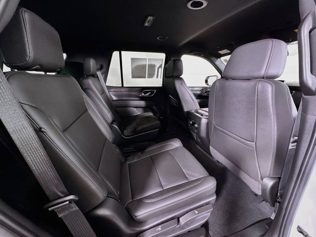 Used 2022 Chevrolet Tahoe LT w/ Luxury Package AWD/4WD image 29