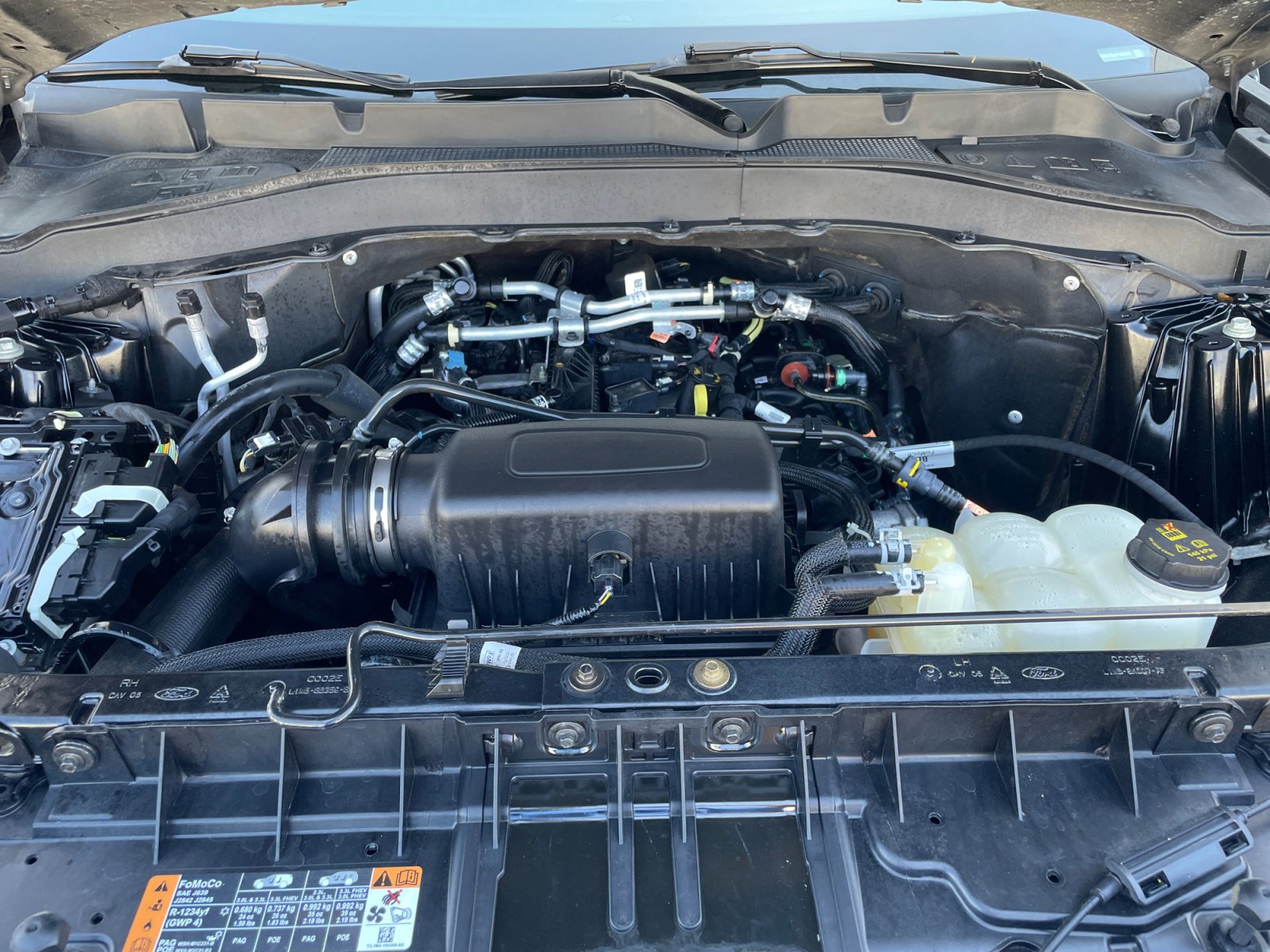 Certified 2023 Ford Explorer XLT w/ Equipment Group 202A RWD image 33