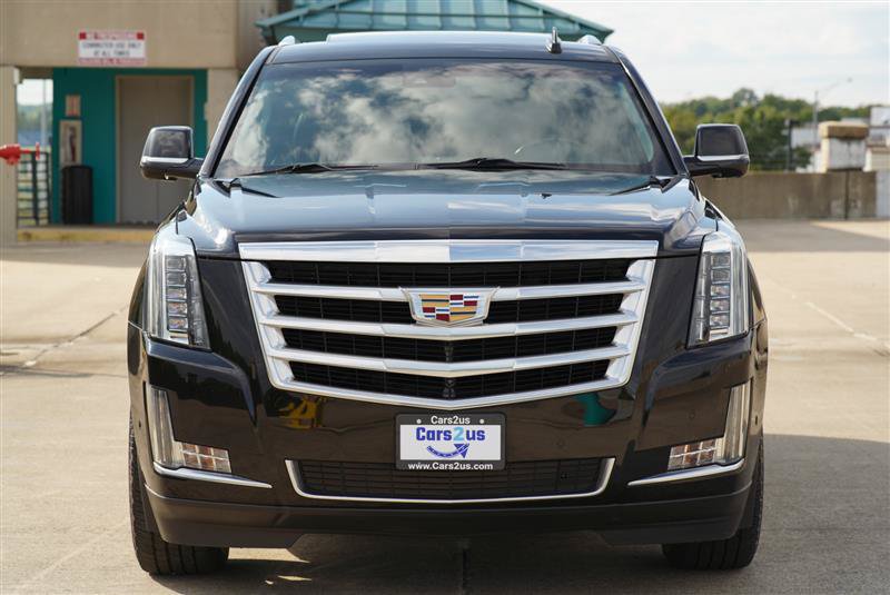 Used 2017 Cadillac Escalade Luxury AWD/4WD image 10