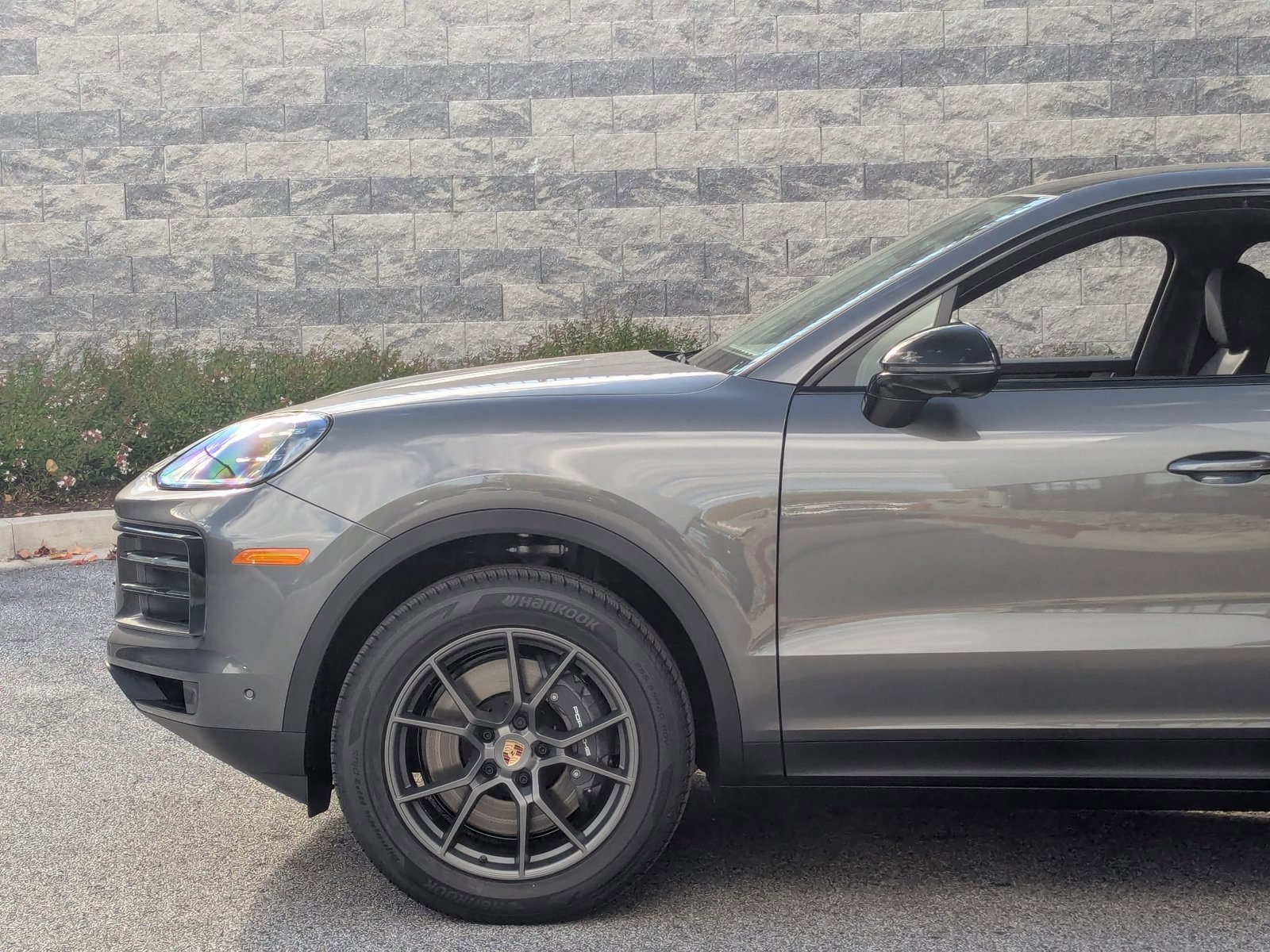 New 2026 Porsche Cayenne Coupe image 11