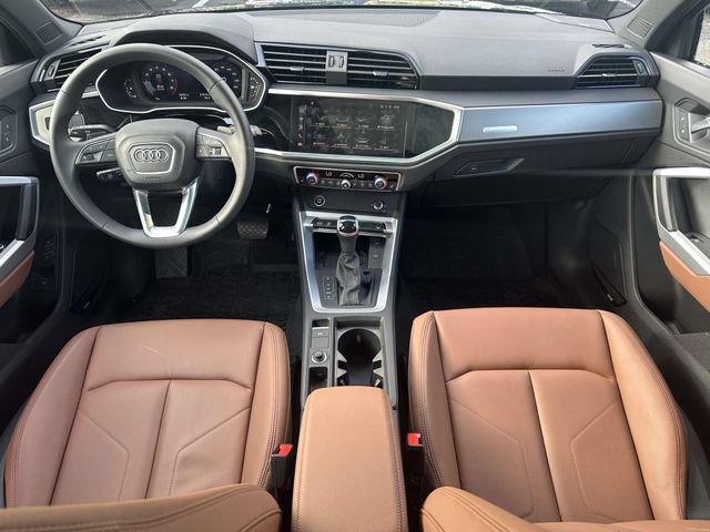 Certified 2025 Audi Q3 2.0T Premium w/ Convenience Plus Package AWD/4WD image 17