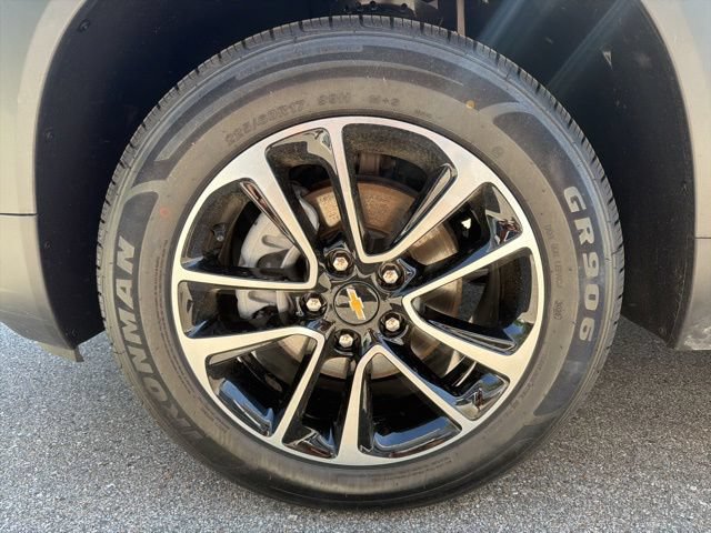 Used 2025 Chevrolet TrailBlazer LT AWD/4WD image 9