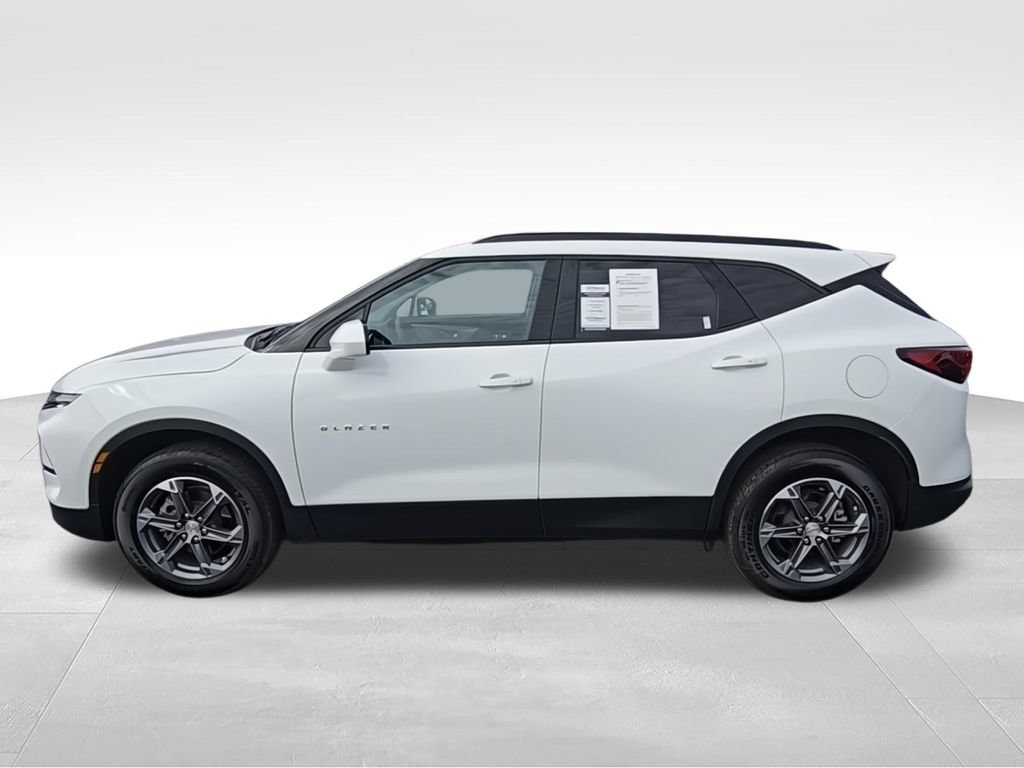 Used 2024 Chevrolet Blazer LT w/ Convenience Package FWD image 6