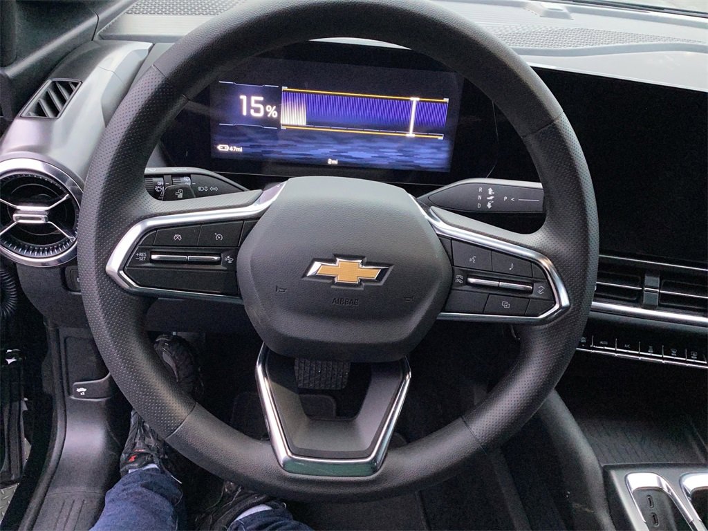 New 2026 Chevrolet Equinox EV LT image 10