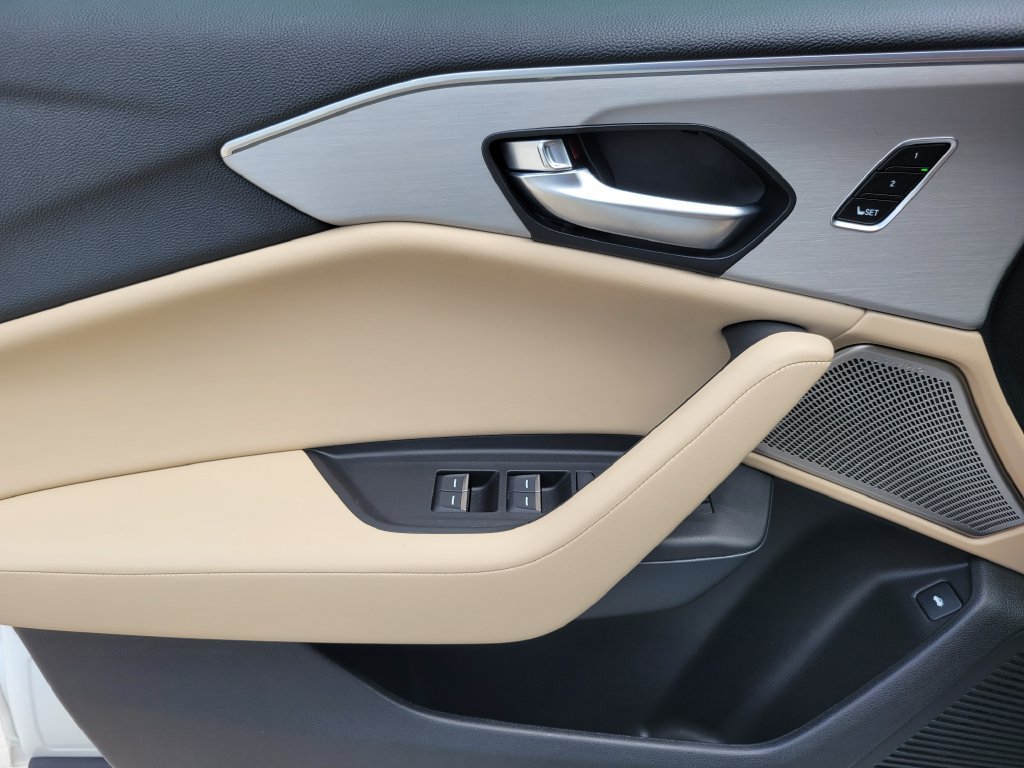 Used 2025 Acura TLX w/ Technology Package FWD image 19