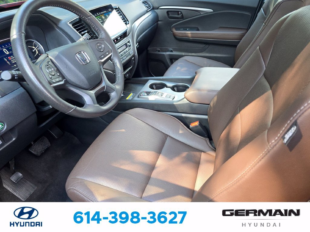 Used 2025 Honda Passport EX-L image 17