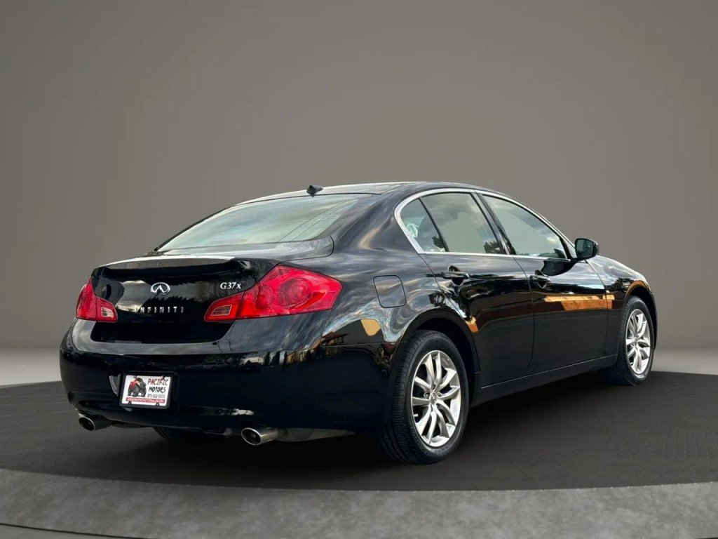 Used 2009 INFINITI G37 x Sedan AWD/4WD image 8