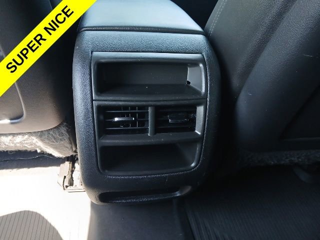 Used 2020 Cadillac XT5 Sportv w/ LPO, Floor Liner Package AWD/4WD image 14