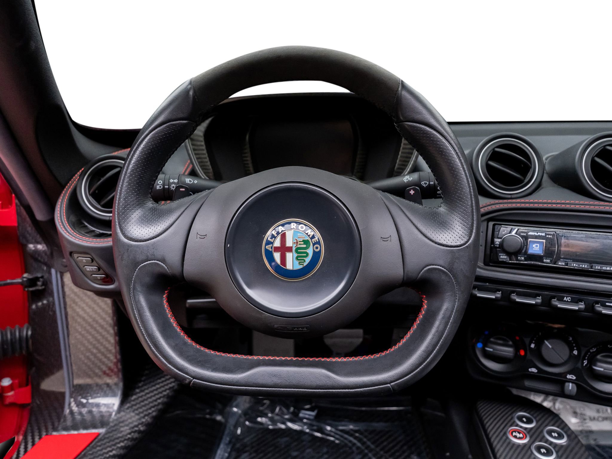 Used 2015 Alfa Romeo 4C Spider w/ Spider Track Package RWD image 4