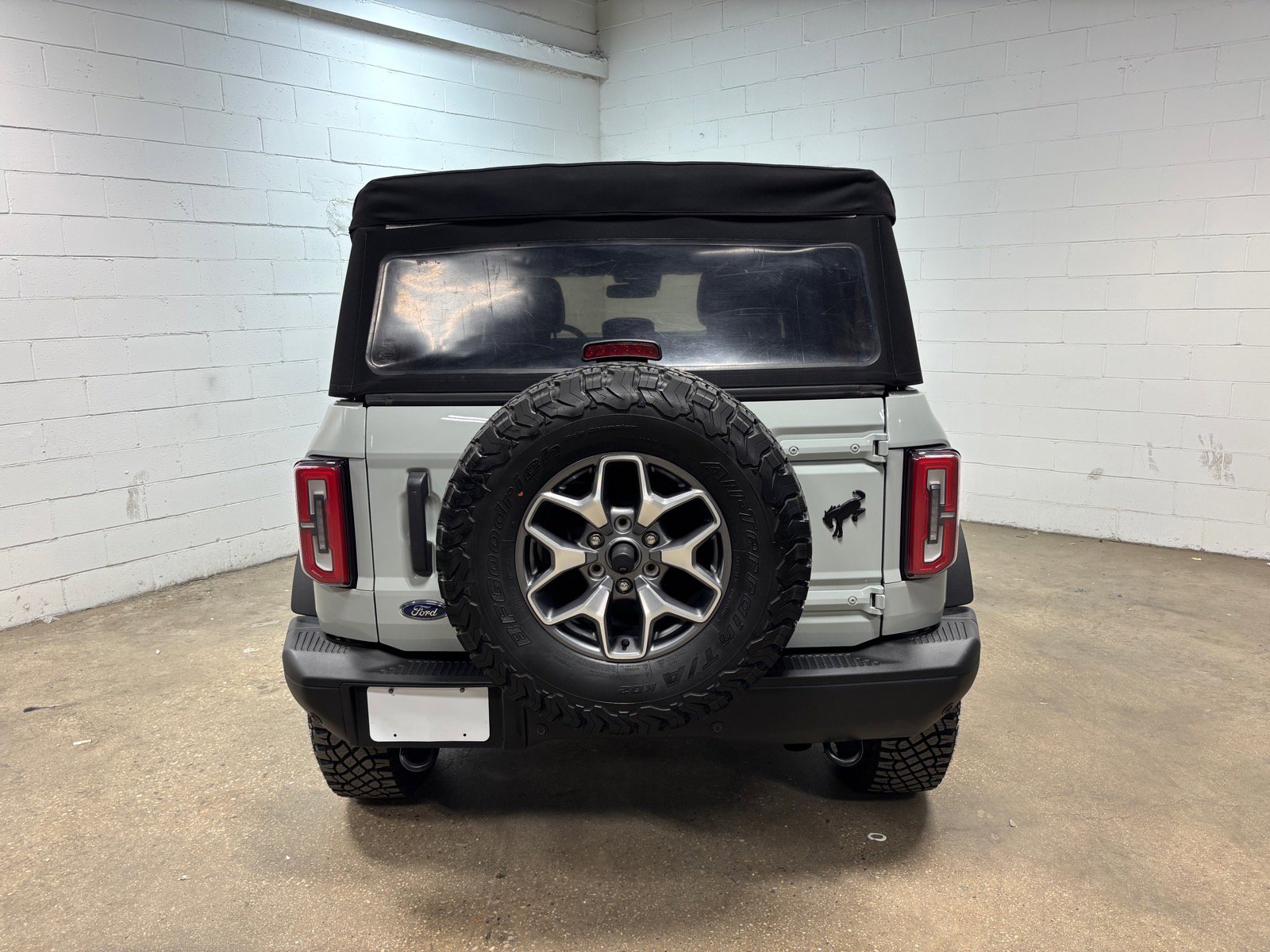 Used 2021 Ford Bronco Badlands image 8