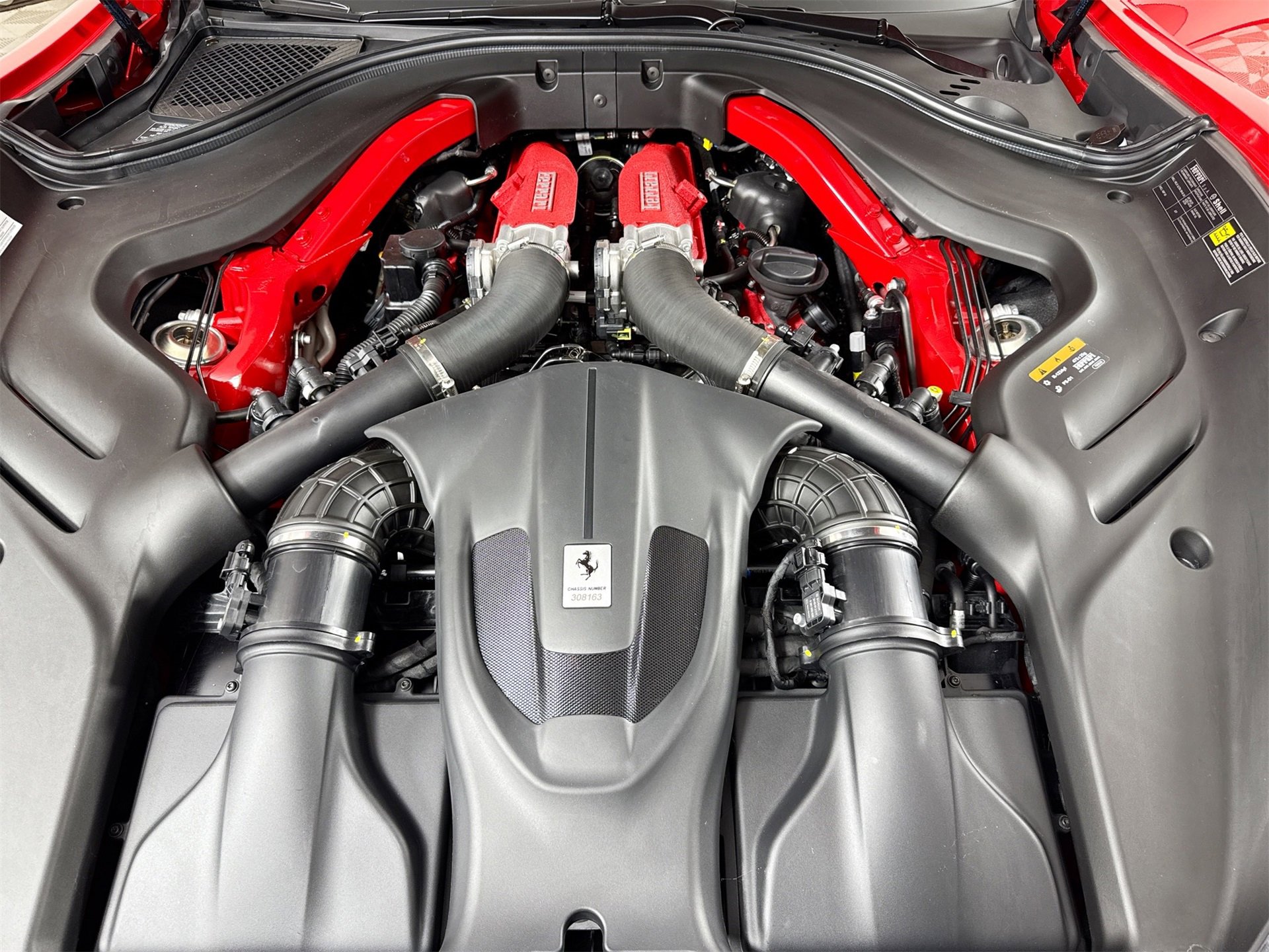 Certified 2024 Ferrari Roma Spider image 19