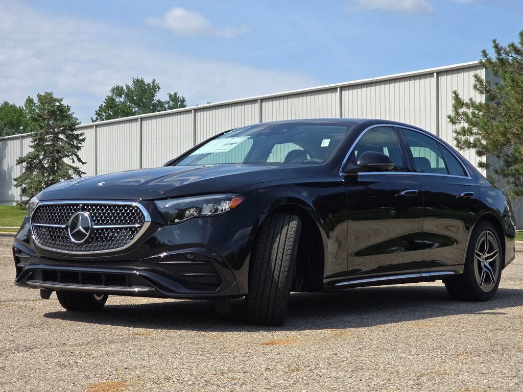 New 2026 Mercedes-Benz E 350 4MATIC Sedan image 13