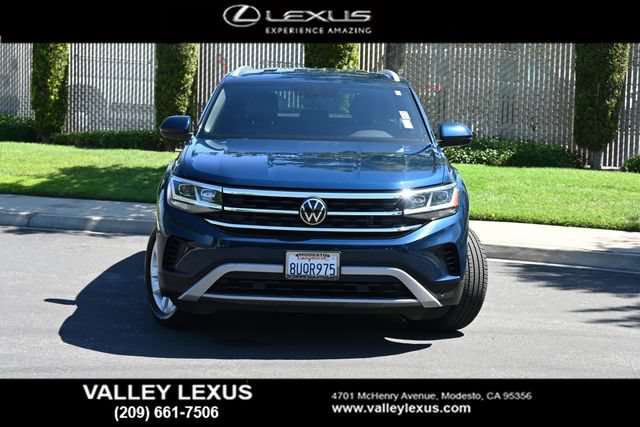 Used 2020 Volkswagen Atlas Cross Sport SE AWD/4WD image 2