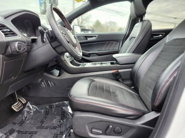 Certified 2022 Ford Edge ST-Line w/ Class II Trailer Tow Package image 18