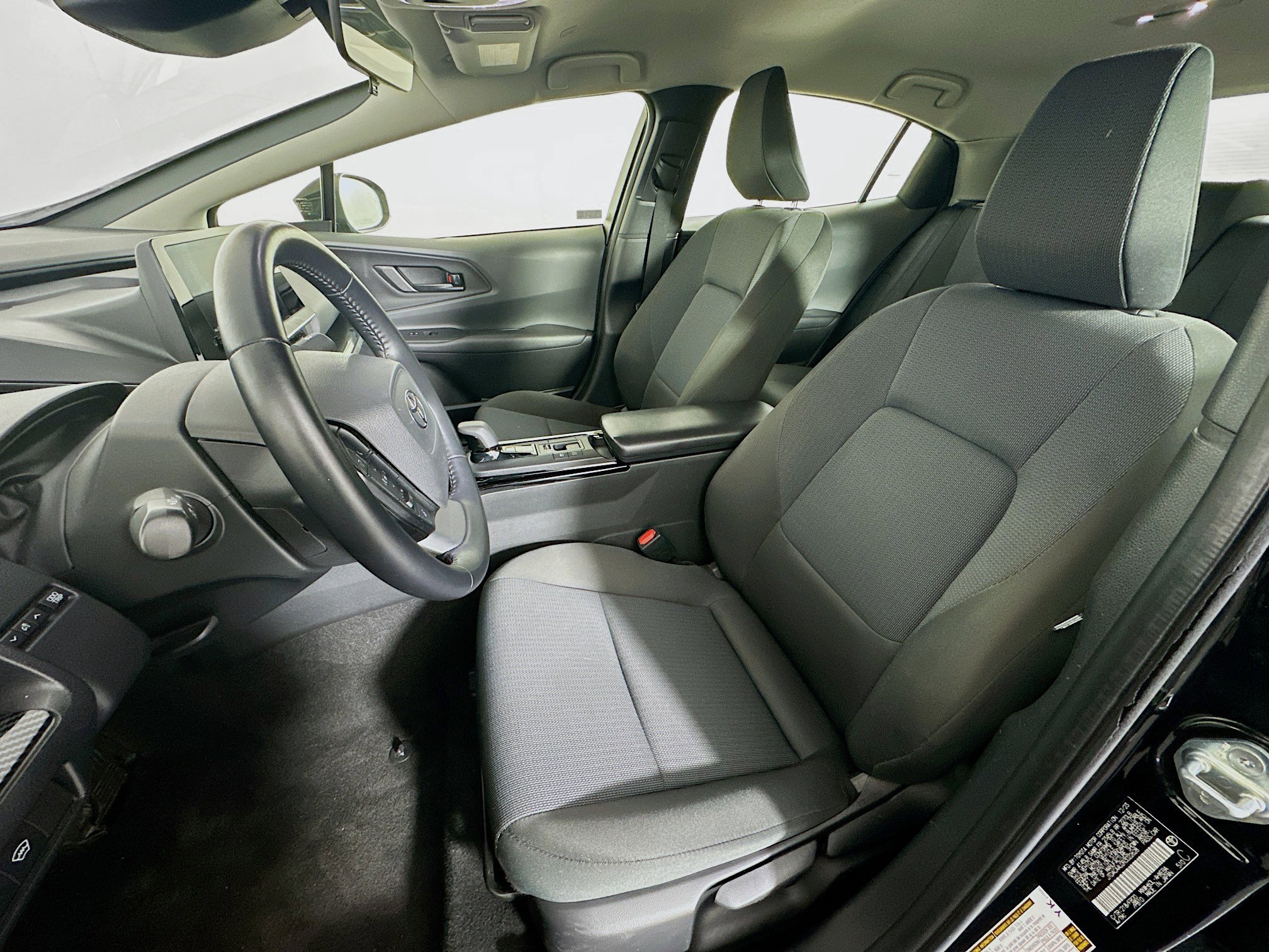 Used 2024 Toyota Prius LE image 13