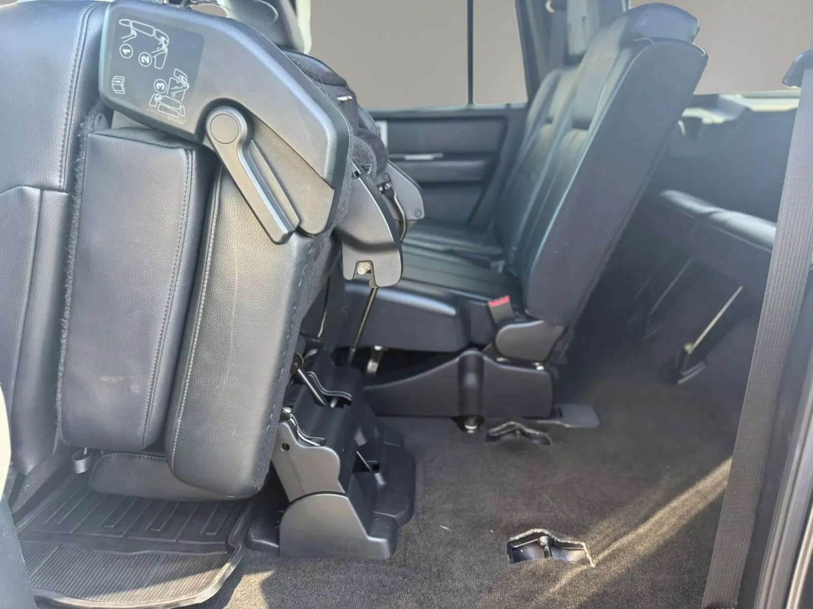Used 2017 Ford Expedition EL XLT w/ Equipment Group 202A AWD/4WD image 32