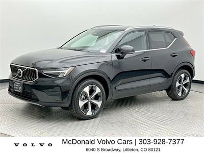 New 2025 Volvo XC40 B5 Core w/ Protection Package Premier AWD/4WD image 1