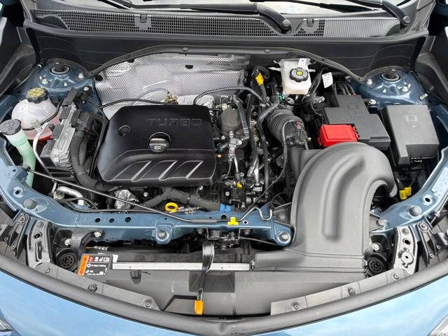 Used 2026 Buick Encore GX Sport Touring w/ Advanced Technology Package FWD image 9