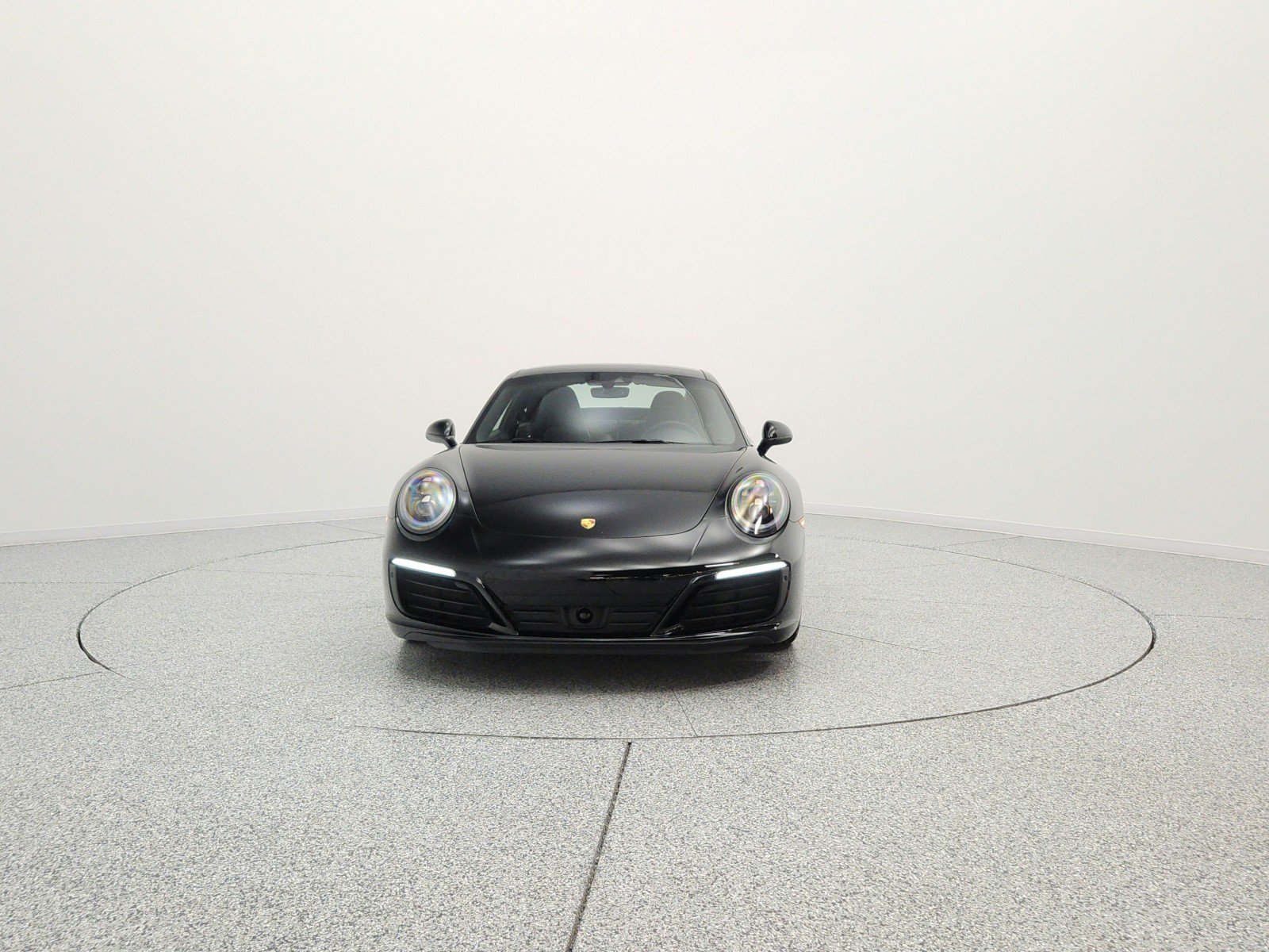 Used 2018 Porsche 911 Carrera 4S AWD/4WD image 2