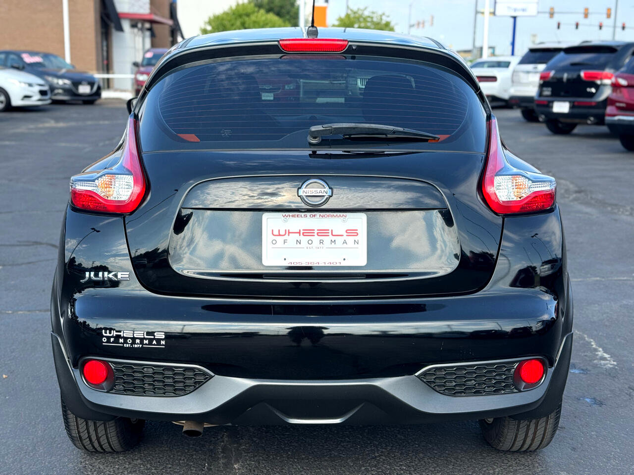 Used 2015 Nissan Juke S image 6