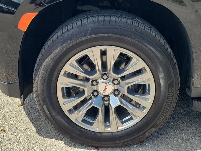 Used 2021 GMC Yukon XL Denali image 11