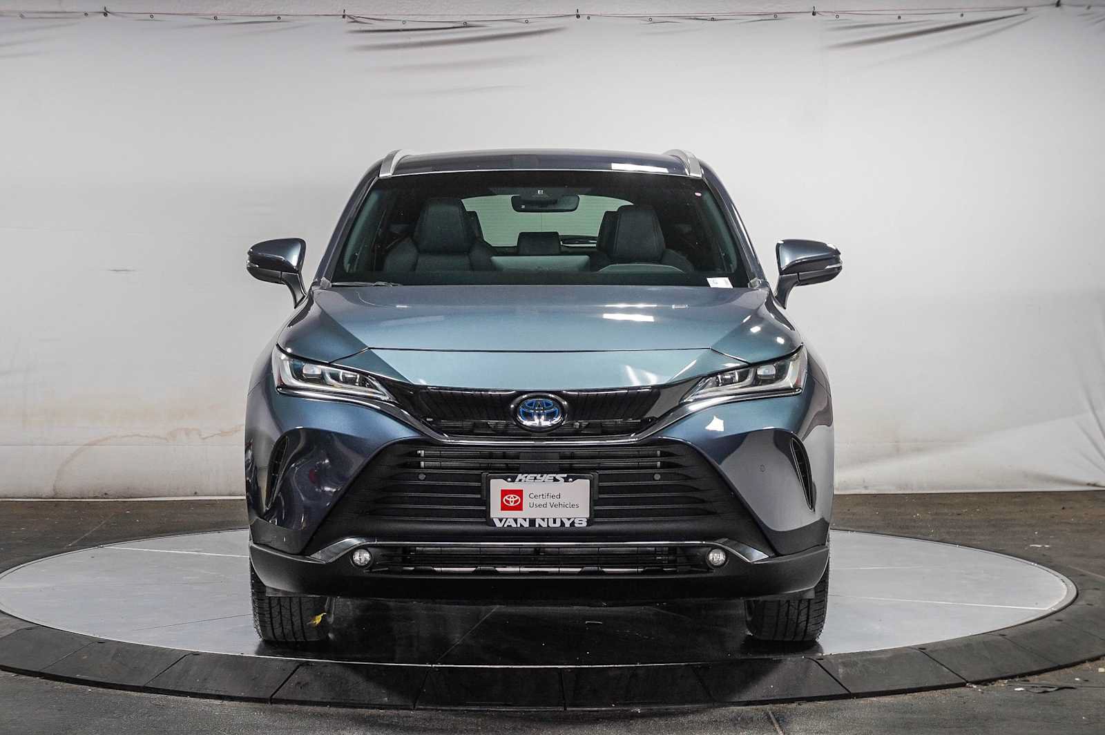 Certified 2023 Toyota Venza XLE AWD/4WD image 6